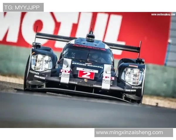 南京足球队在世界锦标赛中的耐力表现分析与点评